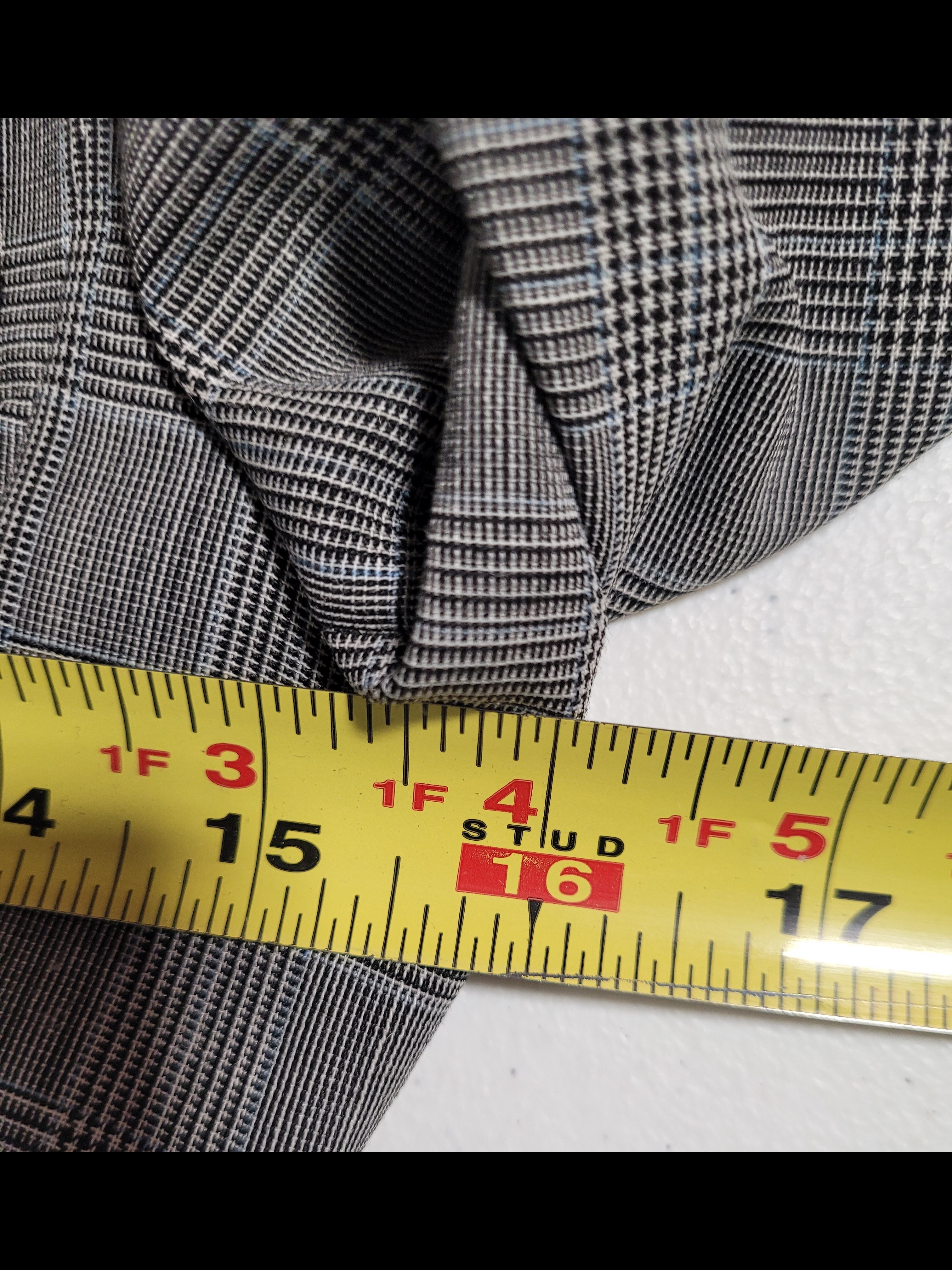 Arche Gray Plaid Tailored Notch-Lapel Blazer — image 4 of 4